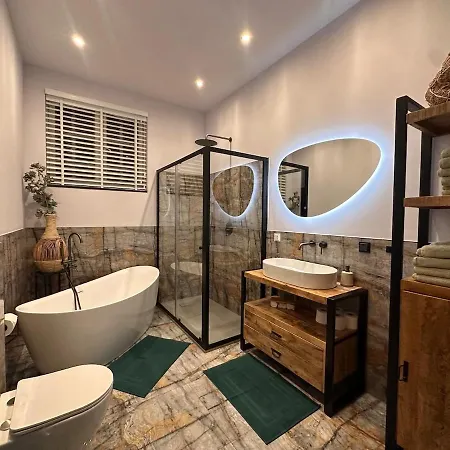 Beautiful Loft Space In Historic Ferienhaus