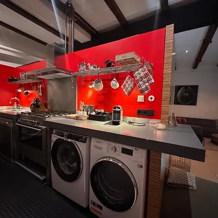 Beautiful Loft Space In Historic Hébergement de vacances