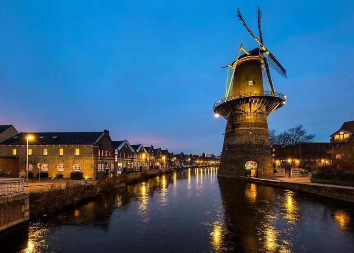 Beautiful Loft Space In Historic Schiedam