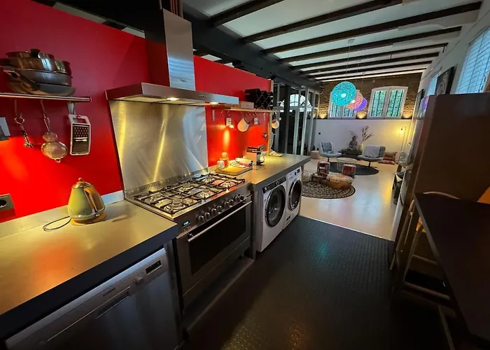 Beautiful Loft Space In Historic Schiedam