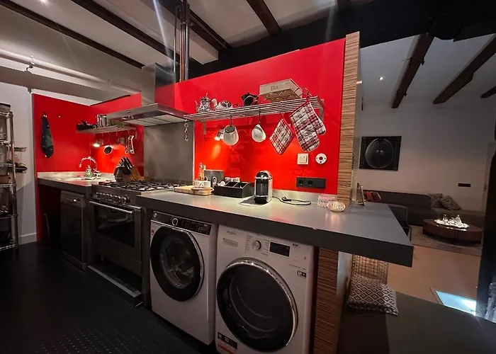 Beautiful Loft Space In Historic Ferienhaus